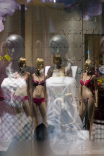 Dressing_Dolls_Toronto_Canada